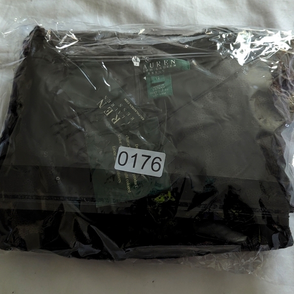 Lauren Ralph Lauren Black glittery size 12 Women's dresse. - Picture 8 of 9